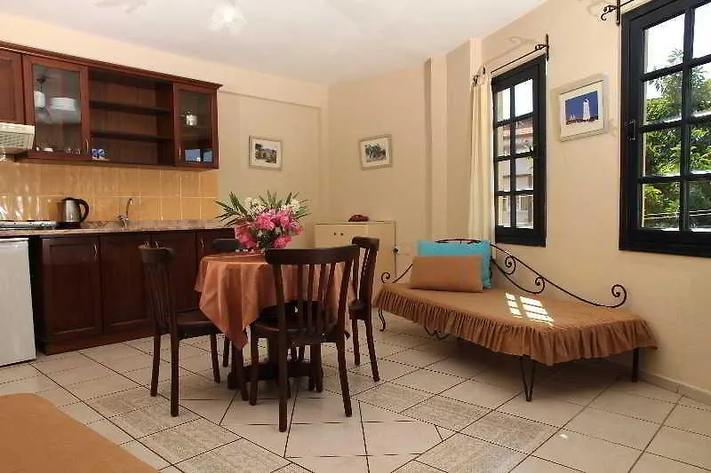 T&G Apartments Marmaris 3*,